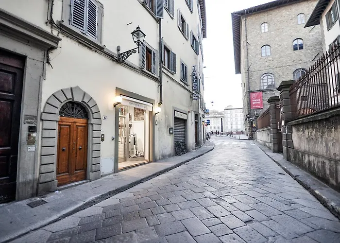 Uffizi Apartment